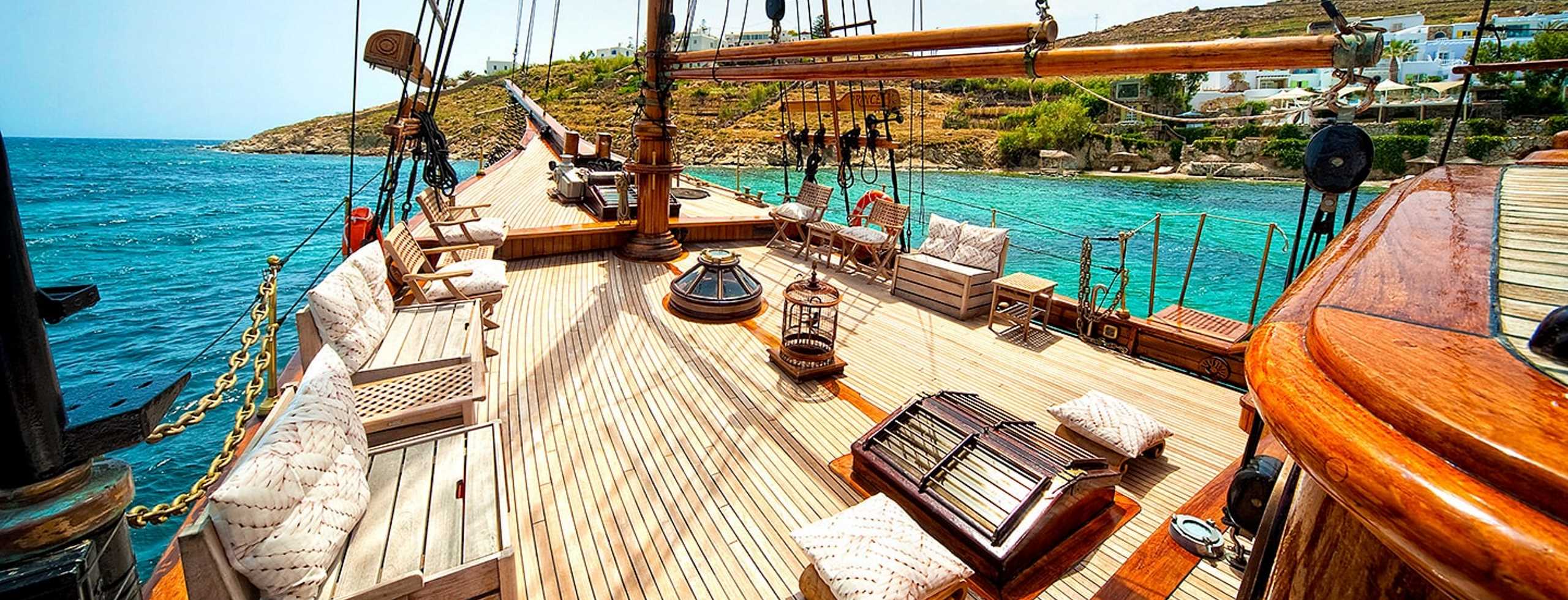 segelyacht charter mykonos